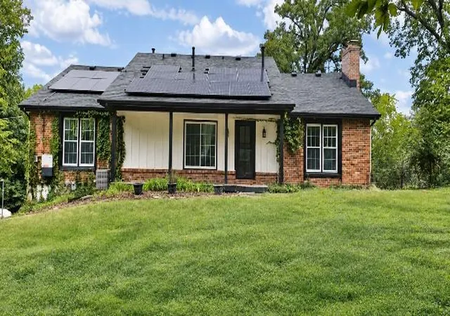 Single family home for sale at 4311 NW 80th Terrace, Kansas City, MO 64151 | MLS# 2644579