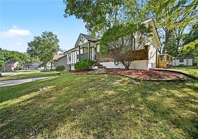 Photo 3 of Single family home for sale at 1507 Baker St, Liberty, MO 64068 | MLS# 2644583 | Listing updated on 2026-10-10
