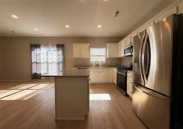 Photo 3 of Single family home for sale at 7712 NW 124 Street, Kansas City, MO 64163 | MLS# 2644602 | Listing updated on 2026-10-01