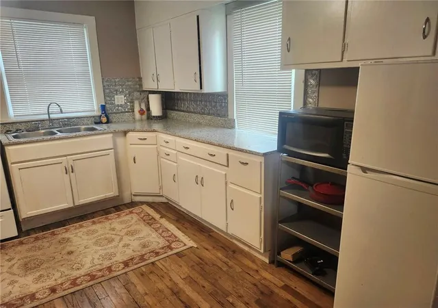 Photo 4 of Single family home for sale at 206 Pine St, Ridgeway, MO 64481 | MLS# 2644603 | Listing updated on 2026-09-30