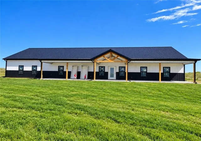 Photo 1 of Sale Pending at 19908 Woodend Rd, Linwood, KS 66052 | MLS# 2644611 | Listing updated on 2026-09-29