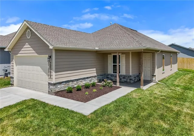 Single family home for sale at 20206 West 195th St, Spring Hill, KS 66083 | MLS# 2644613