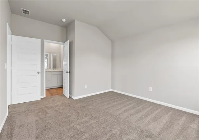 Photo 4 of Single family home for sale at 20206 West 195th St, Spring Hill, KS 66083 | MLS# 2644613 | Listing updated on 2026-09-30