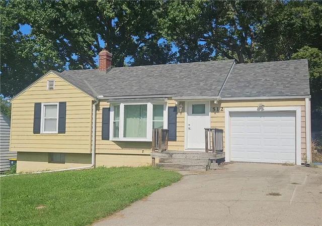 Photo 1 of Single family home for sale at 512 NE 43 Terrace, Kansas City, MO 64116 | MLS# 2644616 | Listing updated on 2026-10-08