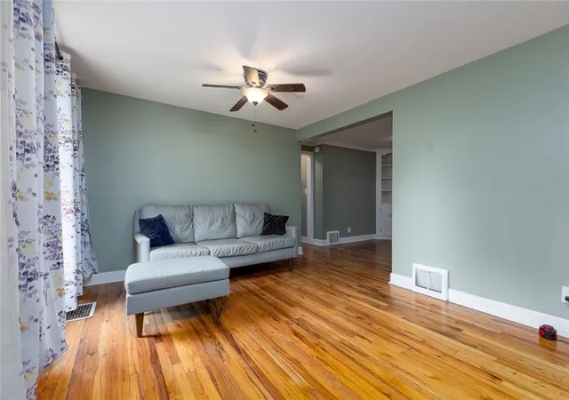 Photo 2 of Single family home for sale at 512 NE 43 Terrace, Kansas City, MO 64116 | MLS# 2644616 | Listing updated on 2026-10-08