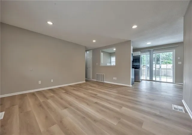 Photo 4 of Single family home for sale at 737 N Woodland St, Olathe, KS 66061 | MLS# 2644624 | Listing updated on 2026-10-20