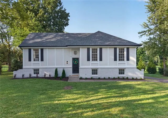 Photo 1 of Sale Pending at 10610 W 170th Terrace, Overland Park, KS 66221 | MLS# 2644625 | Listing updated on 2026-10-07