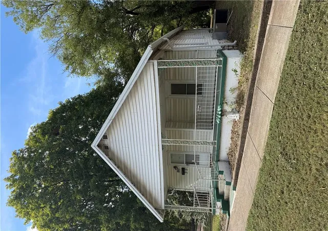 Photo 2 of Sale Pending at 124 S Barbee St, Fort Scott, KS 66701 | MLS# 2644639 | Listing updated on 2026-10-03