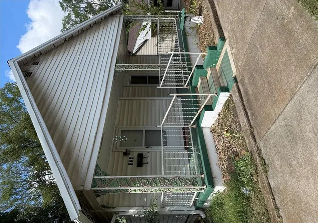 Photo 3 of Sale Pending at 124 S Barbee St, Fort Scott, KS 66701 | MLS# 2644639 | Listing updated on 2026-10-03