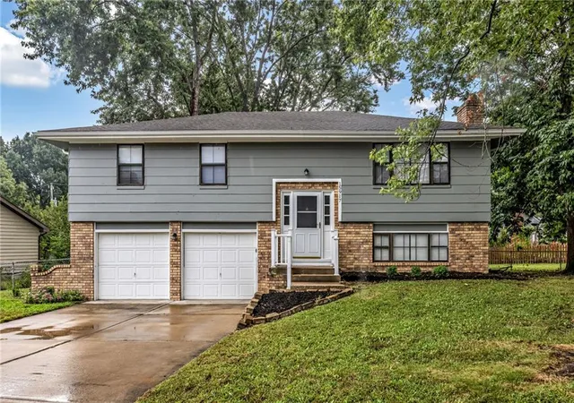 Photo 1 of Single family home for sale at 15917 W 152nd Street, Olathe, KS 66062 | MLS# 2644640 | Listing updated on 2026-10-03
