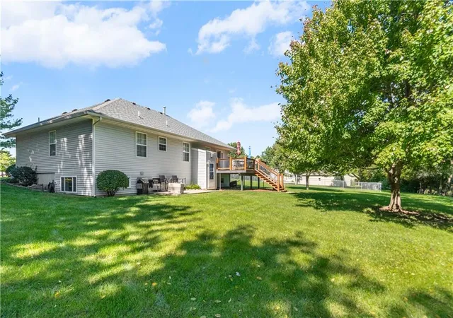 Photo 4 of Single family home for sale at 1402 Sam Den Cir, Cameron, MO 64429 | MLS# 2644642 | Listing updated on 2026-10-09