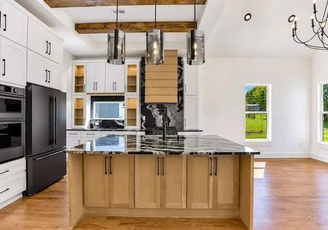 Photo 3 of Single family home for sale at 2738 N 86th Terrace, Kansas City, KS 66109 | MLS# 2644643 | Listing updated on 2026-10-08