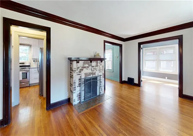 Photo 2 of Single family home for sale at 3729 State Line Rd, Kansas City, MO 64111 | MLS# 2644674 | Listing updated on 2026-10-09
