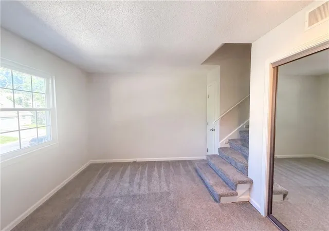 Photo 4 of Multi family home for sale at 10002 W 86th Street, Overland Park, KS 66212 | MLS# 2644699 | Listing updated on 2026-09-30