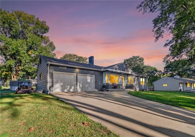 Photo 2 of Single family home for sale at 4515 Crisp St, Kansas City, MO 64133 | MLS# 2644716 | Listing updated on 2026-10-09
