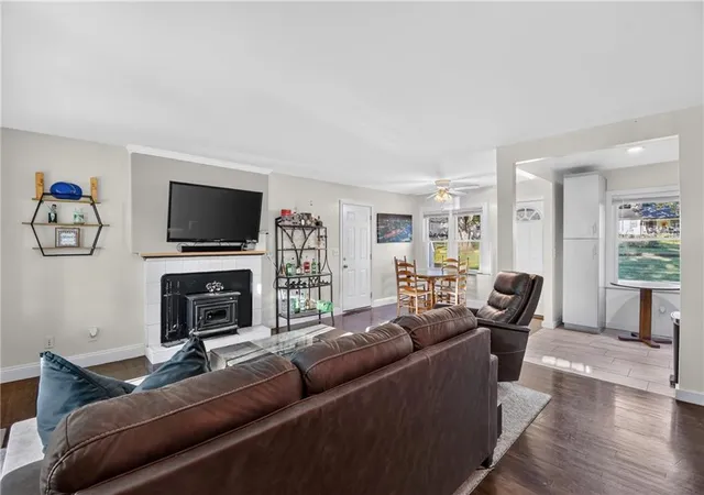 Photo 3 of Single family home for sale at 4515 Crisp St, Kansas City, MO 64133 | MLS# 2644716 | Listing updated on 2026-10-09