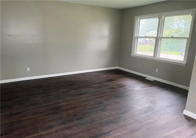 Photo 3 of Multi family home for sale at 1206 Hogan St, Chillicothe, MO 64601 | MLS# 2644726 | Listing updated on 2026-09-30