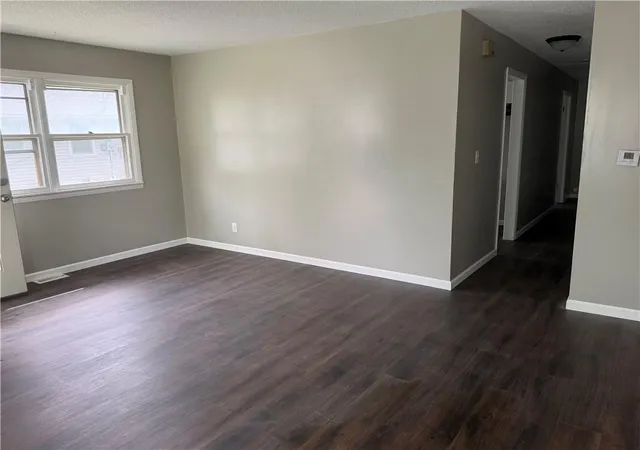 Photo 3 of House for sale at 1206 Hogan St, Chillicothe, MO 64601 | MLS# 2644726 | Listing updated on 2026-09-30
