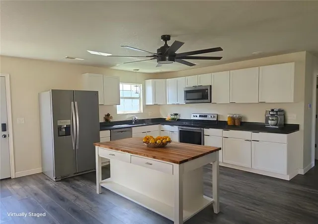Photo 2 of Single family home for sale at 1720 Elderberry Ln, Ottawa, KS 66067 | MLS# 2644736 | Listing updated on 2026-09-30
