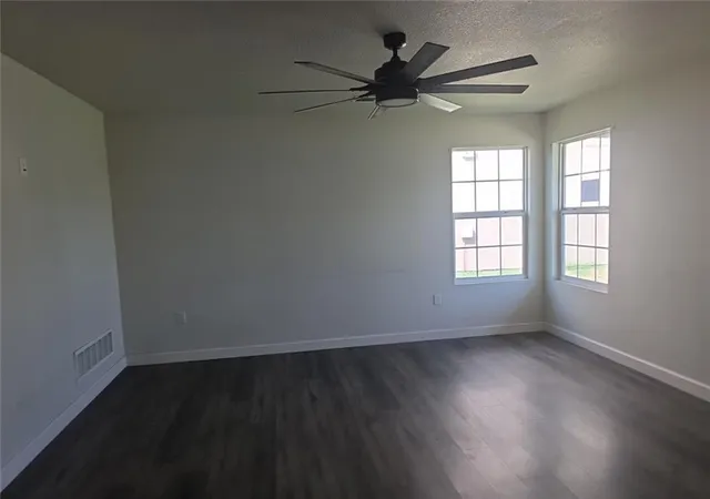 Photo 3 of Single family home for sale at 1720 Elderberry Ln, Ottawa, KS 66067 | MLS# 2644736 | Listing updated on 2026-09-30