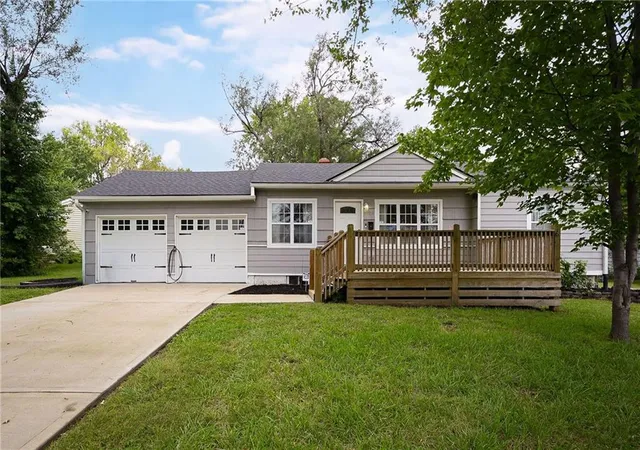 Photo 1 of Sale Pending at 9908 E 81st Street, Raytown, MO 64138 | MLS# 2644737 | Listing updated on 2026-10-07