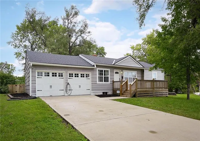 Photo 2 of Sale Pending at 9908 E 81st Street, Raytown, MO 64138 | MLS# 2644737 | Listing updated on 2026-10-07