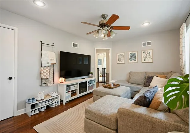 Photo 3 of Sale Pending at 9908 E 81st Street, Raytown, MO 64138 | MLS# 2644737 | Listing updated on 2026-10-07