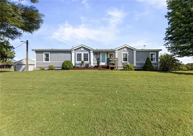 Photo 1 of Single family home for sale at 19460 W 287 Street, Paola, KS 66071 | MLS# 2644740 | Listing updated on 2026-10-17