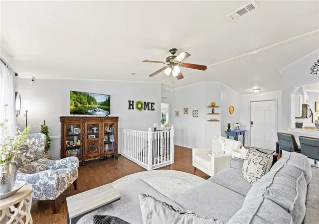 Photo 4 of Single family home for sale at 19460 W 287 Street, Paola, KS 66071 | MLS# 2644740 | Listing updated on 2026-10-17