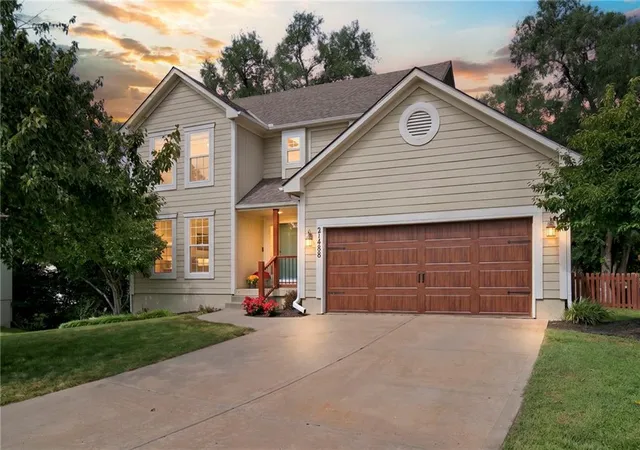 Photo 1 of Single family home for sale at 21488 W 121st Terrace, Olathe, KS 66061 | MLS# 2644751 | Listing updated on 2026-10-09