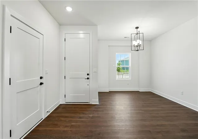 Photo 2 of Sale Pending at 17585 Spivey St, Gardner, KS 66030 | MLS# 2644754 | Listing updated on 2026-09-30