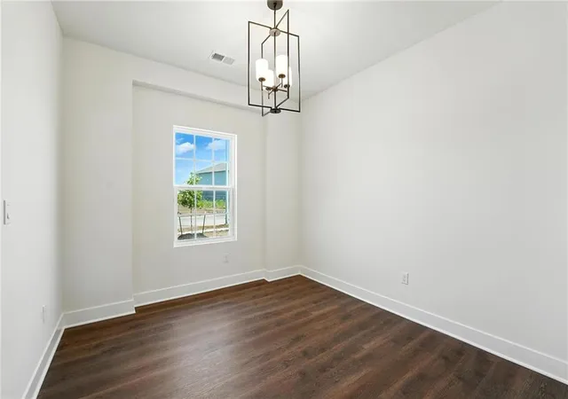 Photo 3 of Sale Pending at 17585 Spivey St, Gardner, KS 66030 | MLS# 2644754 | Listing updated on 2026-09-30