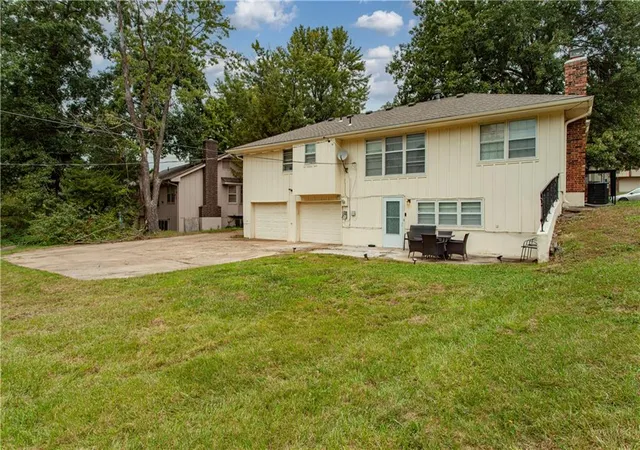 Photo 2 of Single family home for sale at E 56th Terrace, Kansas City, MO 64129 | MLS# 2644757 | Listing updated on 2026-10-01