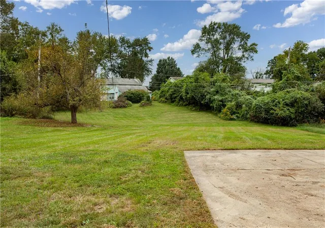 Photo 3 of Single family home for sale at E 56th Terrace, Kansas City, MO 64129 | MLS# 2644757 | Listing updated on 2026-10-01