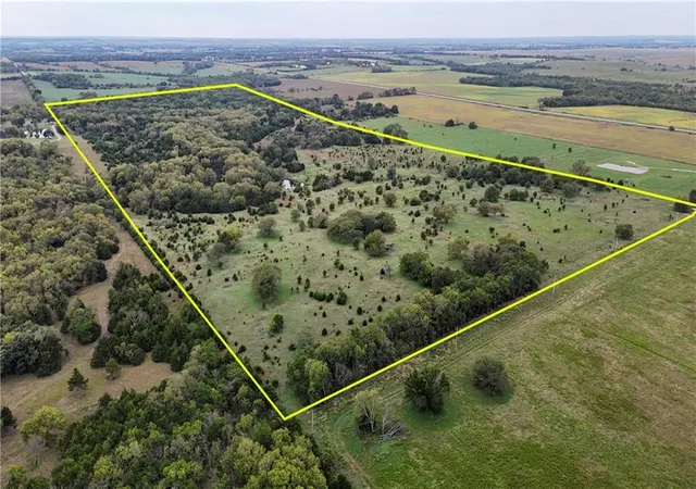 Photo 1 of Land for sale at 22102 75 Highway, Lyndon, KS 66451 | MLS# 2644760 | Listing updated on 2026-10-07