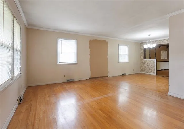 Photo 4 of Single family home for sale at 1701 Richmond Dr, Pleasant Hill, MO 64080 | MLS# 2644764 | Listing updated on 2026-10-01