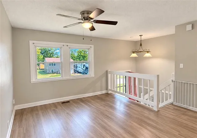 Photo 2 of Single family home for sale at 1524 N Seminole Dr, Independence, MO 64058 | MLS# 2644766 | Listing updated on 2026-10-08