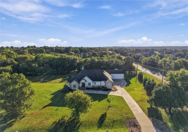 Photo 1 of Mansion for sale at 17877 Bond Ave, Shawnee Mission, KS 66221 | MLS# 2644786 | Listing updated on 2026-10-03