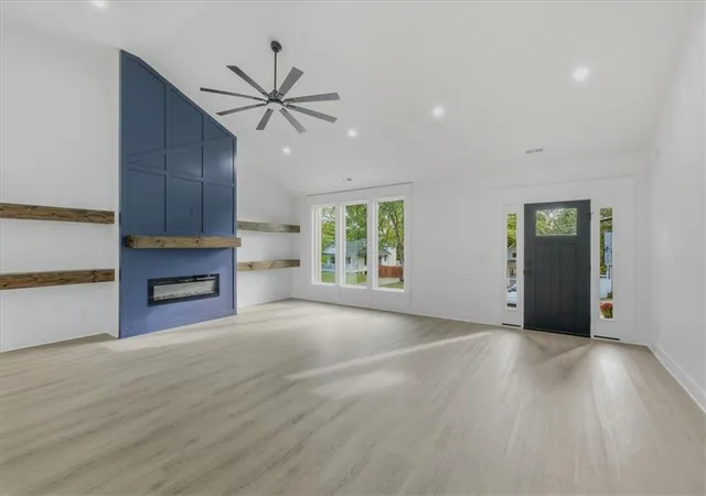Photo 4 of Single family home for sale at 4126 Lloyd St, Kansas City, KS 66103 | MLS# 2644793 | Listing updated on 2026-10-01