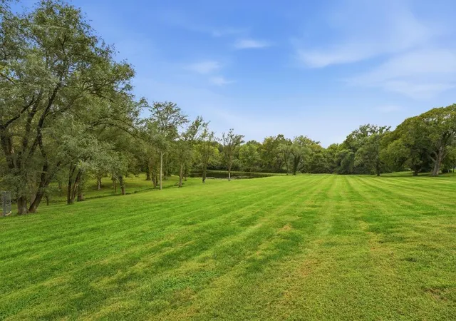 Photo 4 of Sale Pending at 4110 Hughes Rd, Leavenworth, KS 66048 | MLS# 2644794 | Listing updated on 2026-10-04