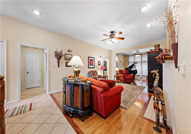 Photo 3 of Sale Pending at 5253 W 121st Street, Leawood, KS 66209 | MLS# 2644795 | Listing updated on 2026-10-03