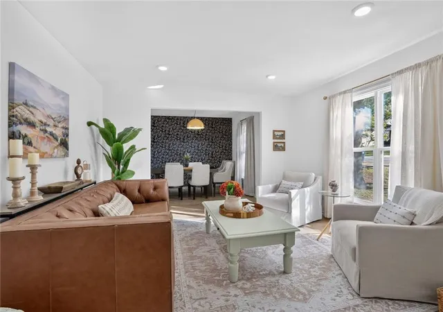 Photo 3 of Single family home for sale at 6904 Dawn Ln, Kansas City, MO 64151 | MLS# 2644802 | Listing updated on 2026-10-09