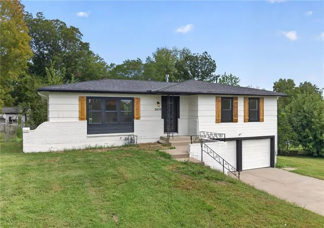 Photo 4 of Single family home for sale at 3439 N 33rd Terrace, Kansas City, KS 66104 | MLS# 2644806 | Listing updated on 2026-10-01