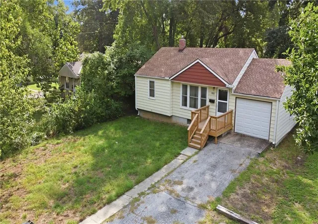 Photo 3 of Single family home for sale at 9209 67th Terrace E, Raytown, MO 64133 | MLS# 2644808 | Listing updated on 2026-10-07