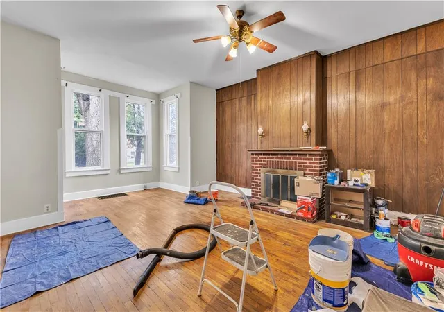 Listing Photo 4 - Condo for sale in building located at 418 N 20th St, Saint Joseph, MO 64501