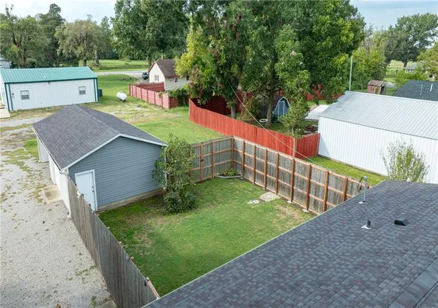 Photo 32 of Sale Pending at 807 W Magnolia, Cherokee, KS 66724 | MLS# 2644812 | Listing updated on 2026-10-06