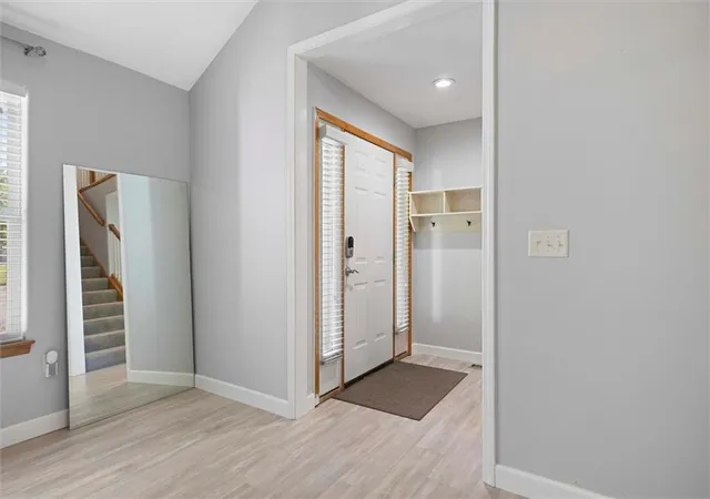 Photo 4 of Single family home for sale at 1310 S Pin Oak Cir, Ottawa, KS 66067 | MLS# 2644813 | Listing updated on 2026-10-08