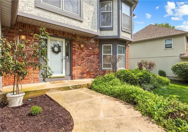 Photo 3 of Single family home for sale at 8408 Acuff Ln, Lenexa, KS 66215 | MLS# 2644822 | Listing updated on 2026-10-08