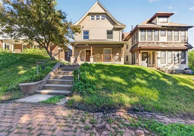 Photo 1 of Single family home for sale at 840 Barnett Ave, Kansas City, KS 66101 | MLS# 2644823 | Listing updated on 2026-10-04