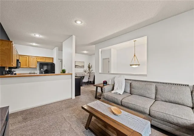 Photo 3 of Townhouse for sale at 537 S Woodson Ln, Gardner, KS 66030 | MLS# 2644824 | Listing updated on 2026-10-06